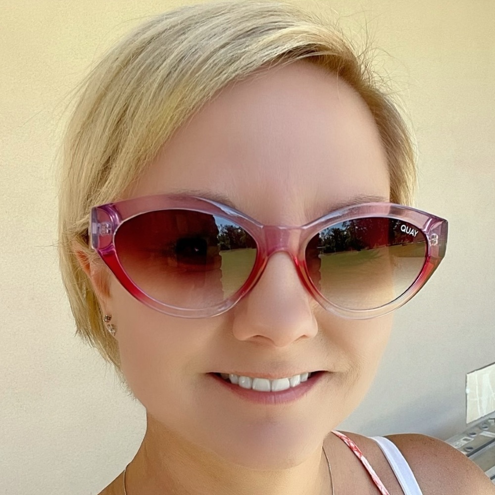 Meet your Posher, Dana